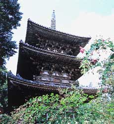 百済寺三重塔写真
