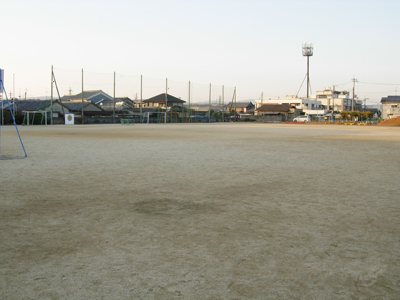 一時避難所　広陵北小学校グラウンドの写真