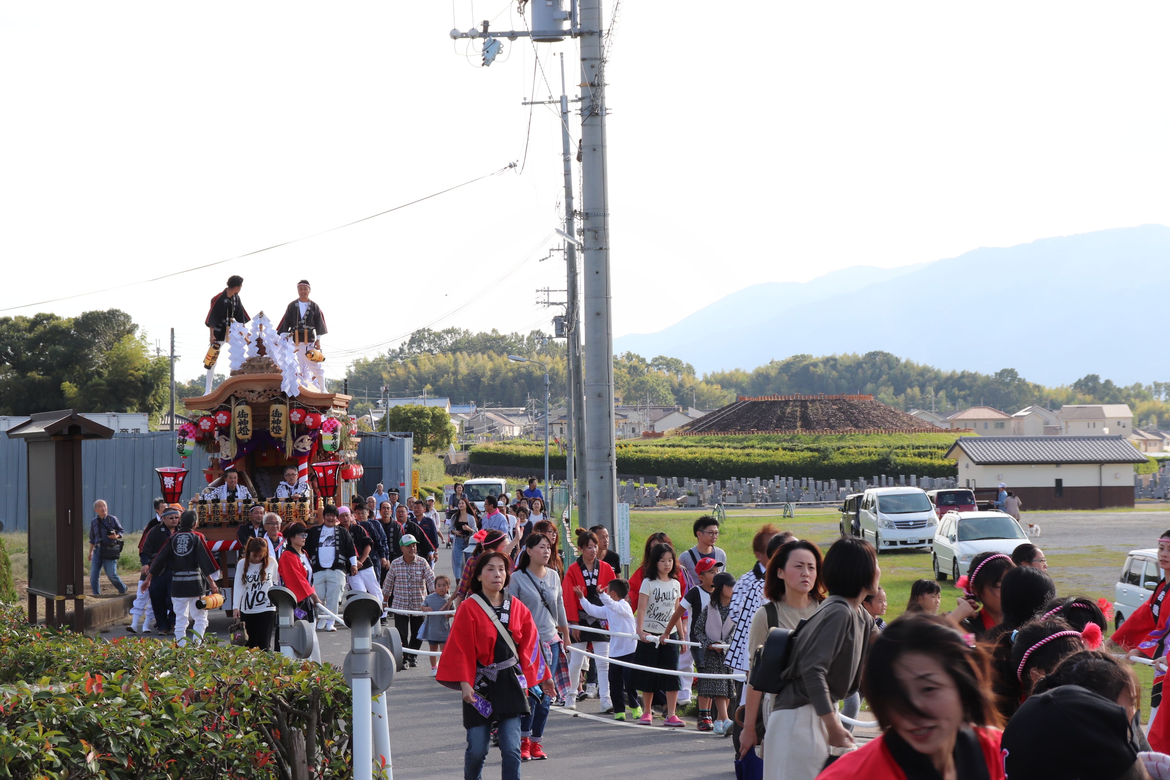 赤部区山車と石塚古墳