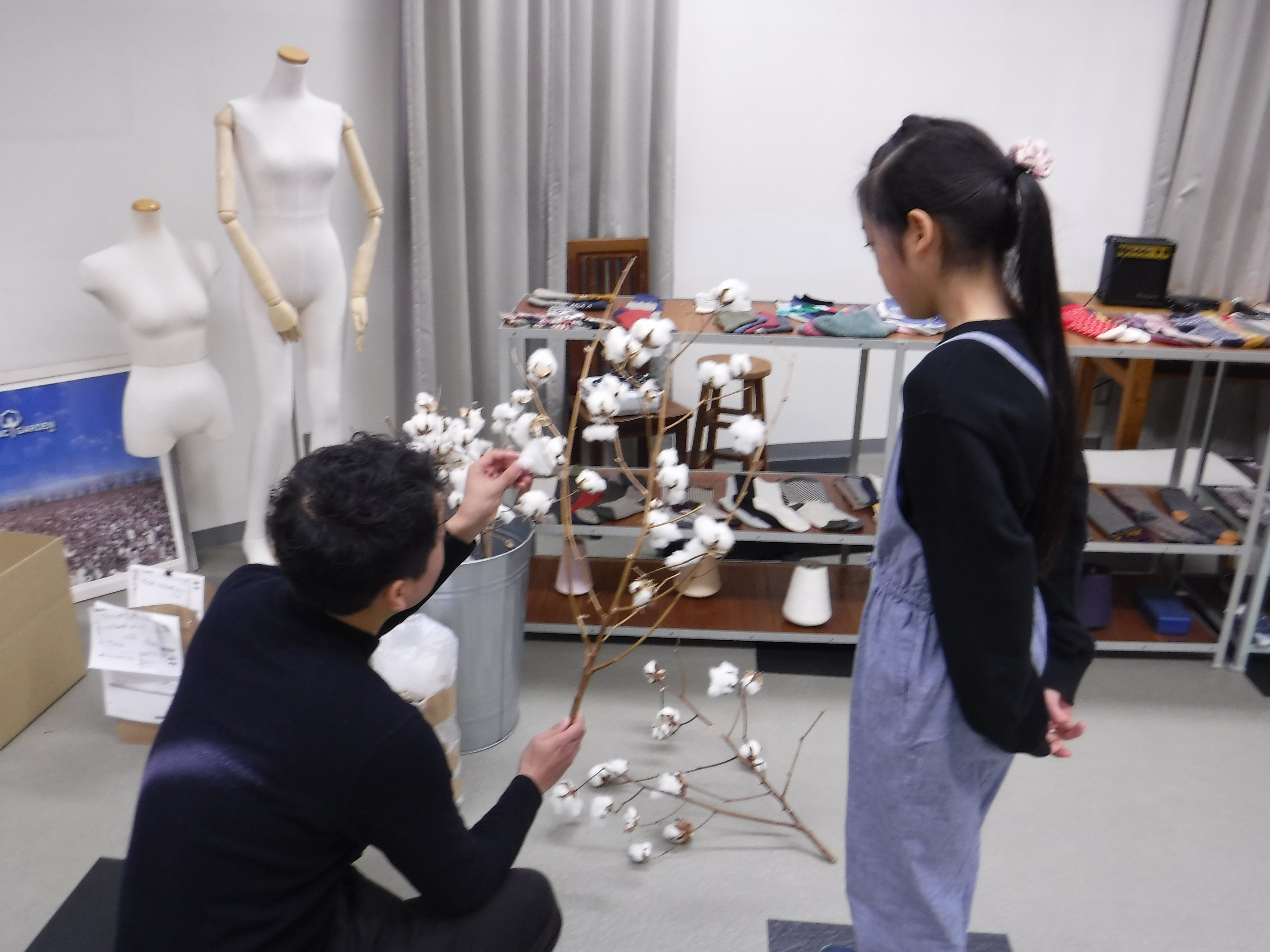 ヤマヤ株式会社でのこどもお仕事体験の様子1