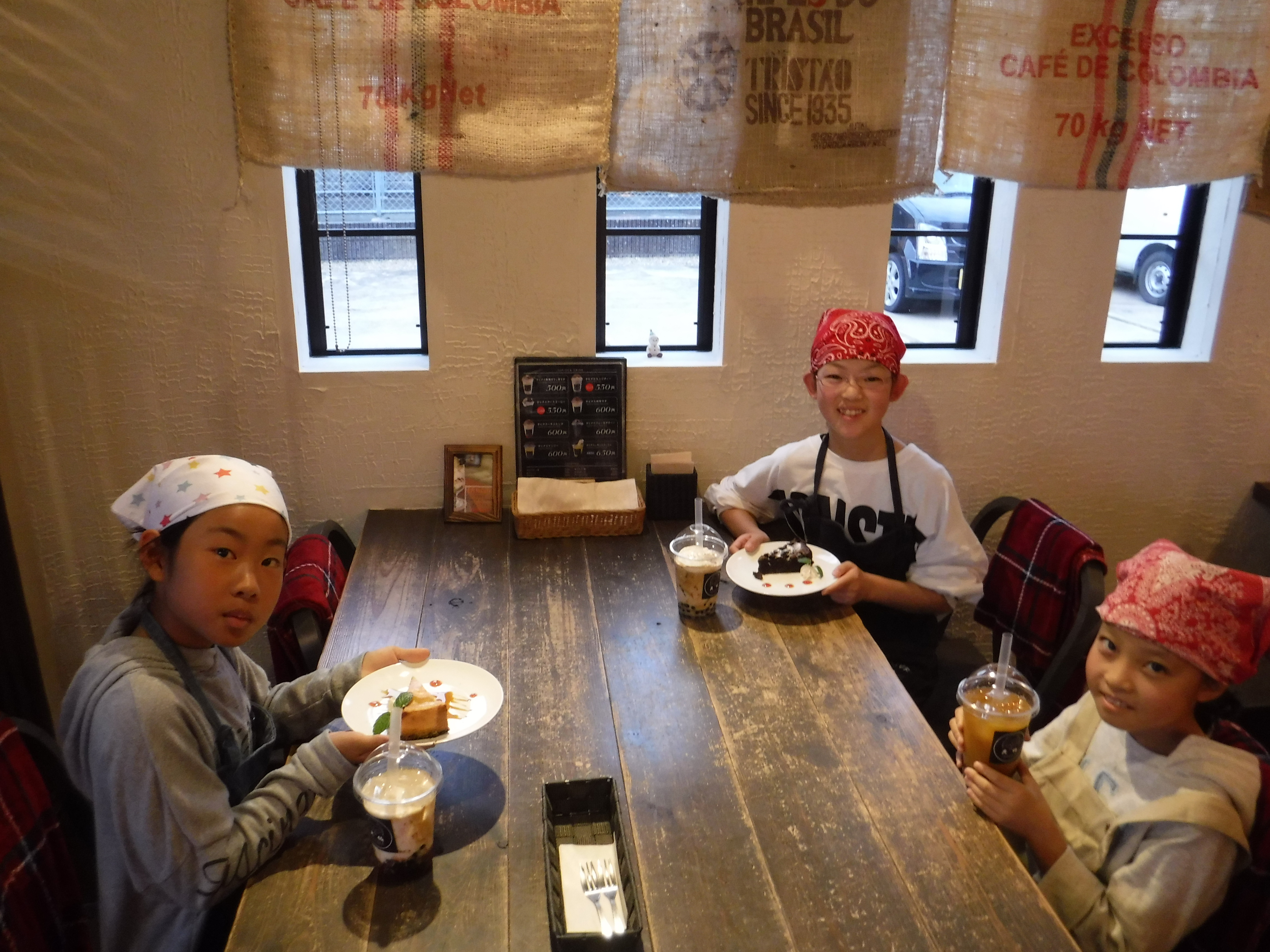 大仏Café Koryo naraでのこどもお仕事体験の様子4
