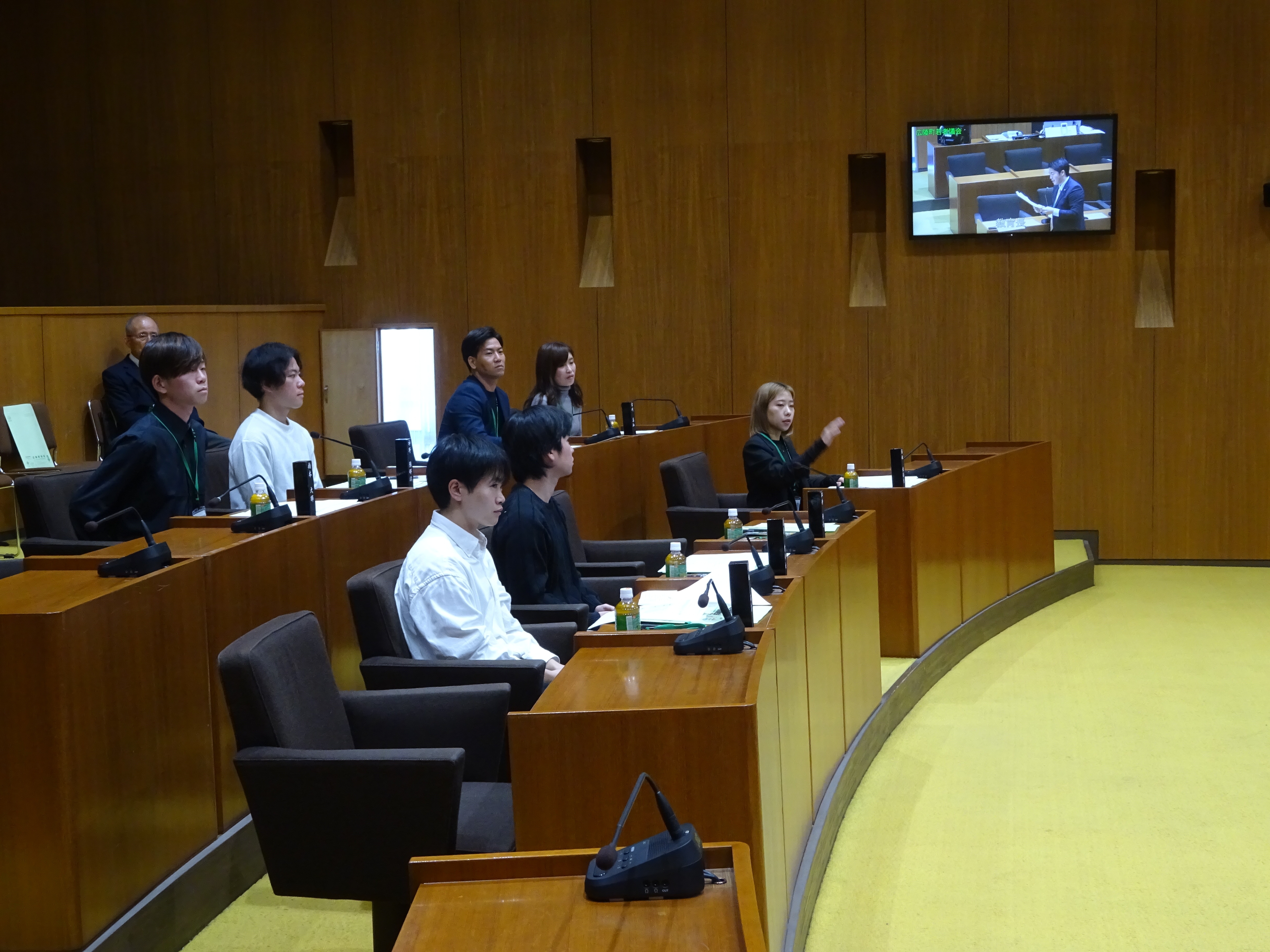 「働くママ改革」一般質問の様子2