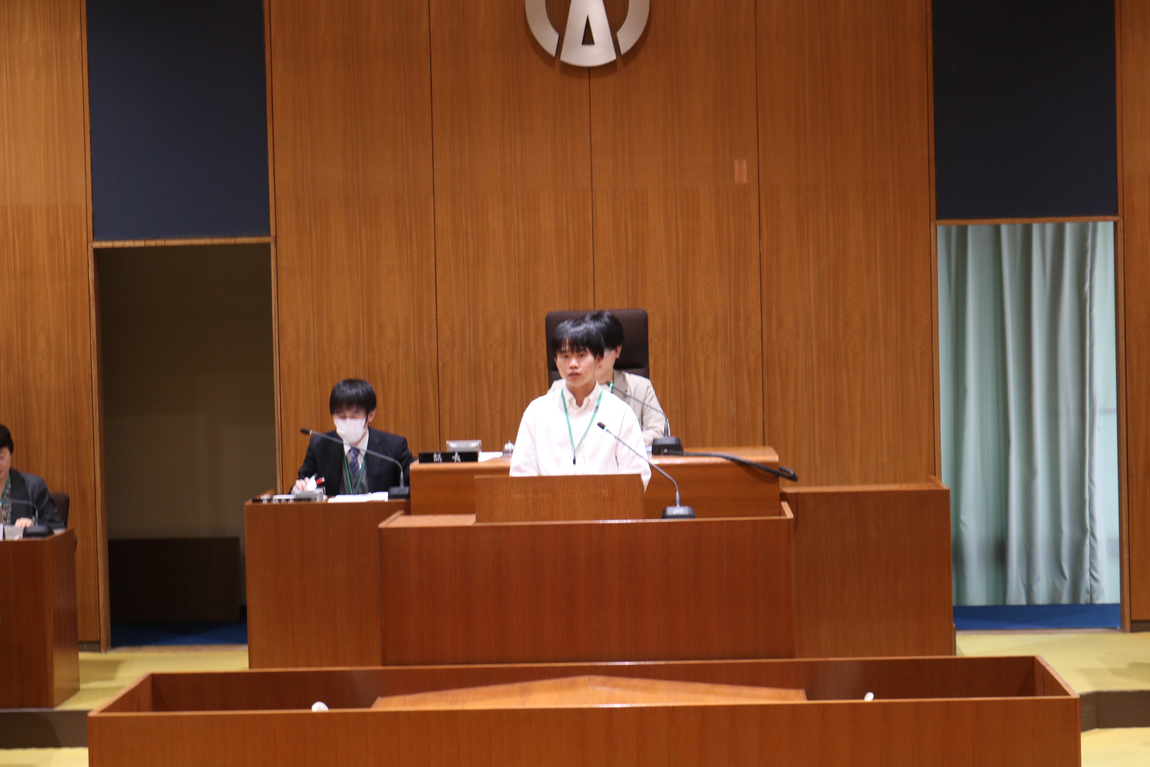 「畿央大学　清水ゼミ」一般質問の様子1