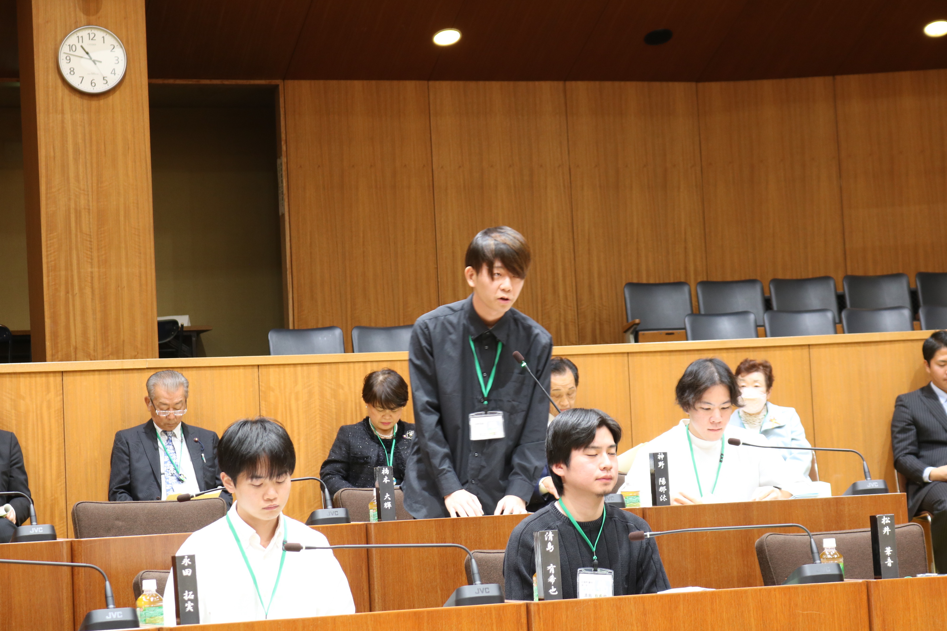 「畿央大学　清水ゼミ」一般質問の様子3