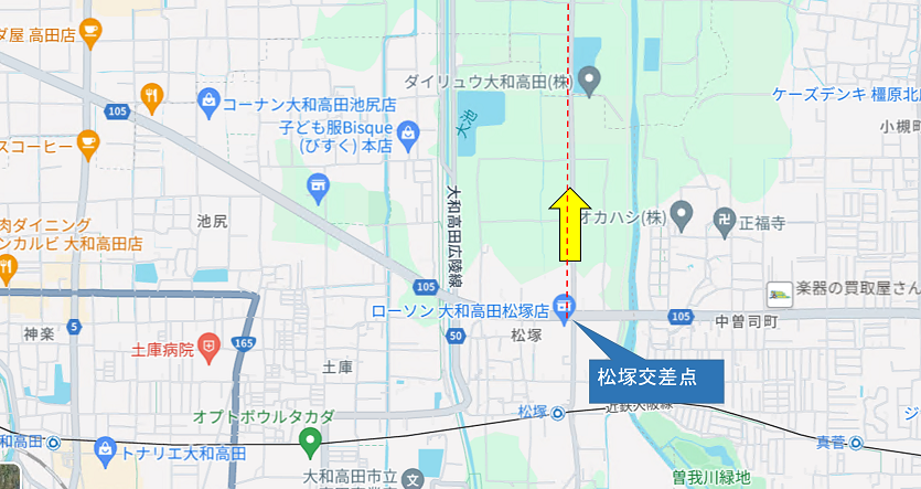 松塚交差点を起点に北をさしている地図