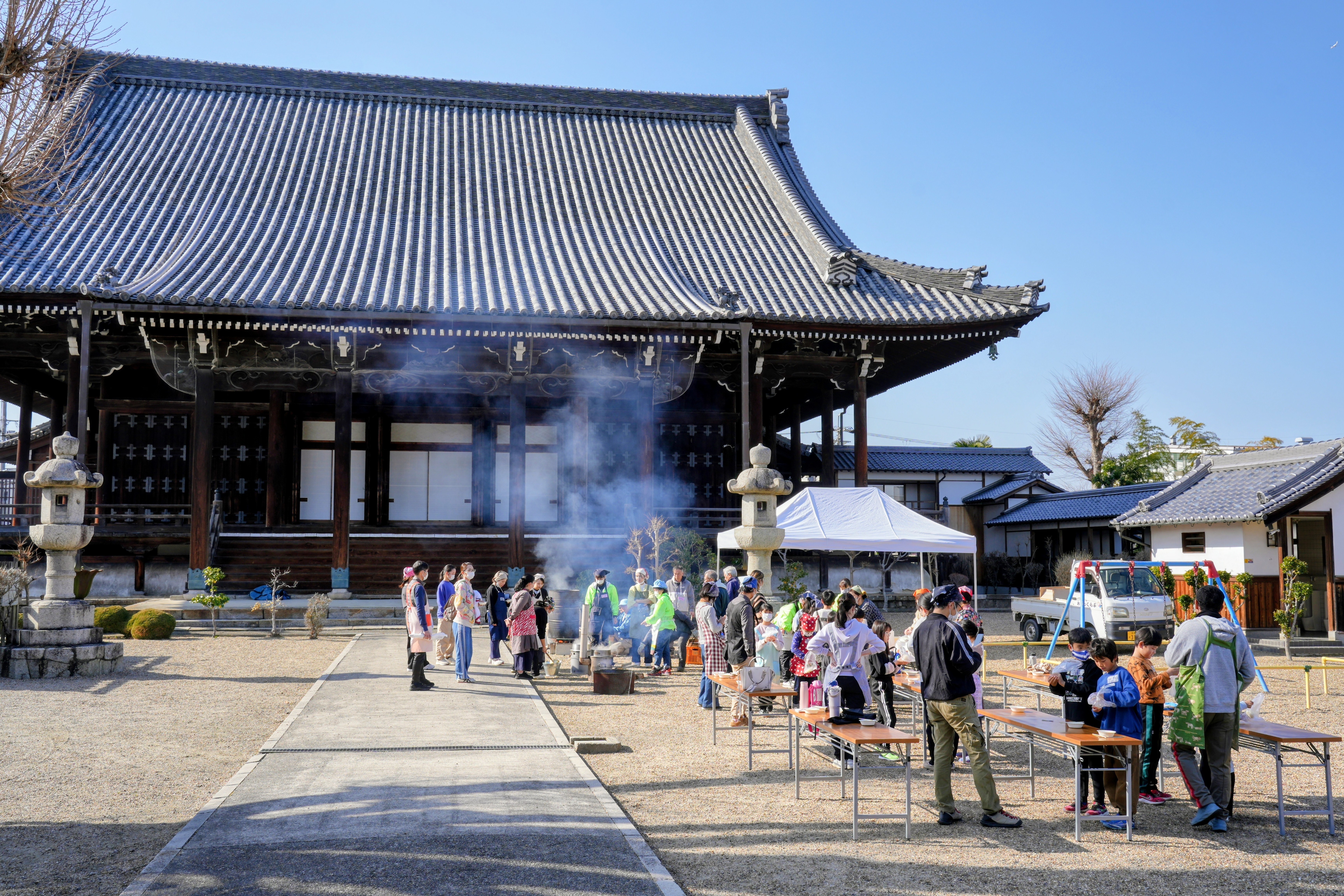 教行寺での活動の様子